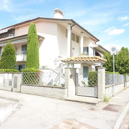 Apartamento Dimora Rinaldi Empoli Habitación foto