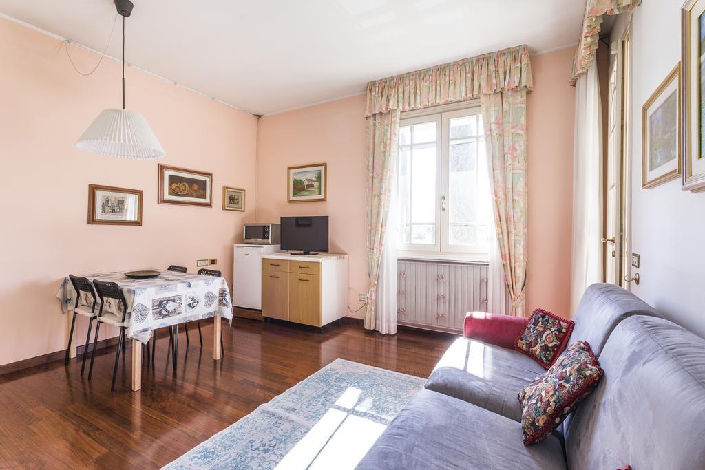 Apartamento Dimora Rinaldi Empoli Habitación foto